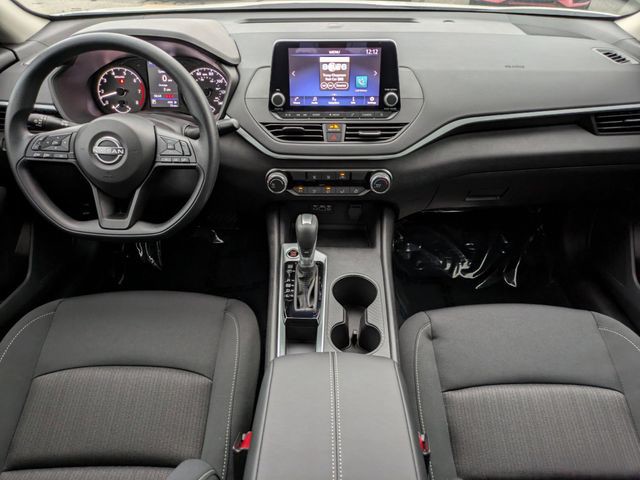 2025 Nissan Altima - Photo 14