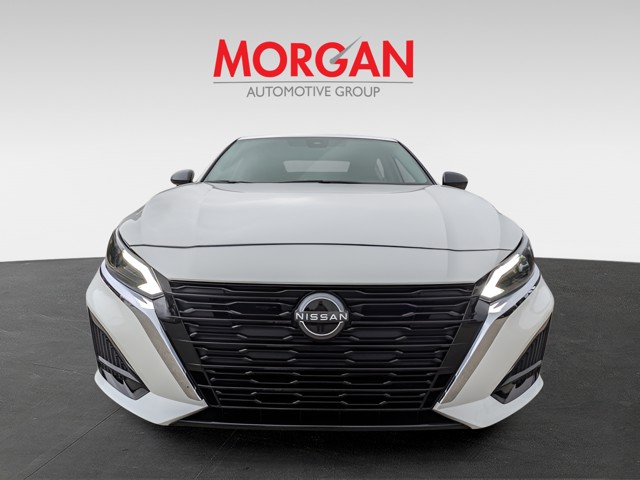 2025 Nissan Altima - Photo 3