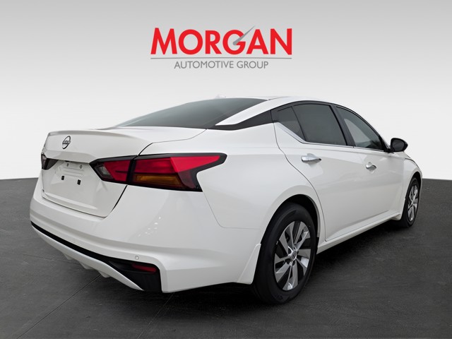 2025 Nissan Altima - Photo 5