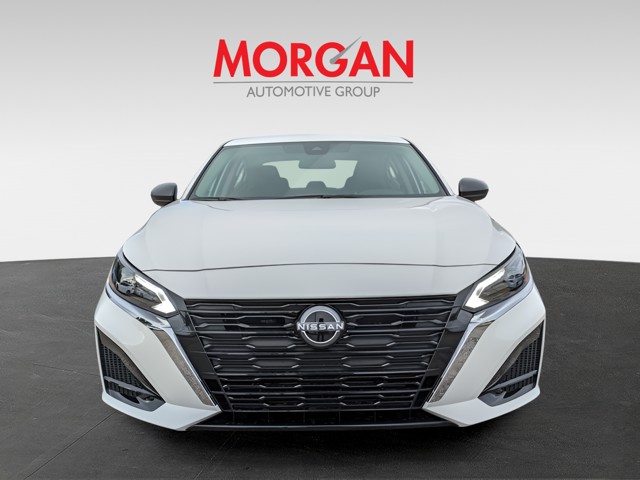 2025 Nissan Altima - Photo 4