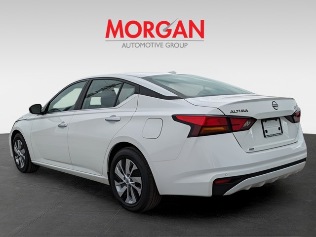 2025 Nissan Altima - Photo 6
