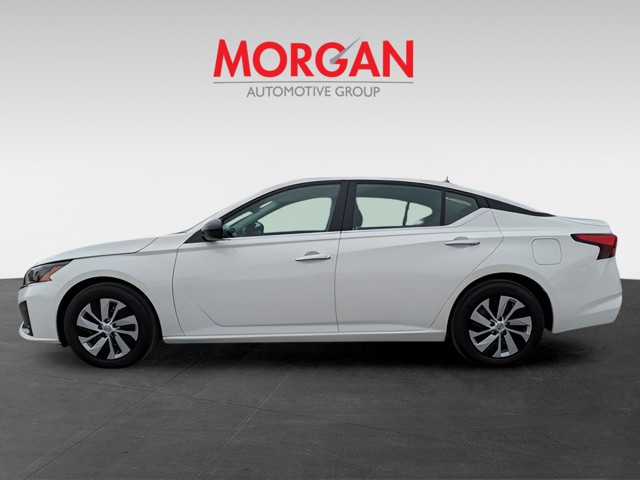 2025 Nissan Altima - Photo 9