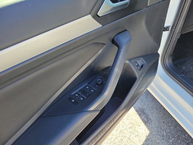 2021 Volkswagen Jetta - Photo 8