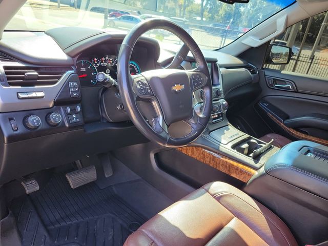 2020 Chevrolet Suburban - Photo 12