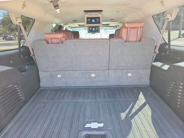2020 Chevrolet Suburban - Photo 8