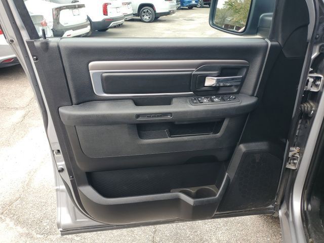 2024 Ram 1500 Classic - Photo 9
