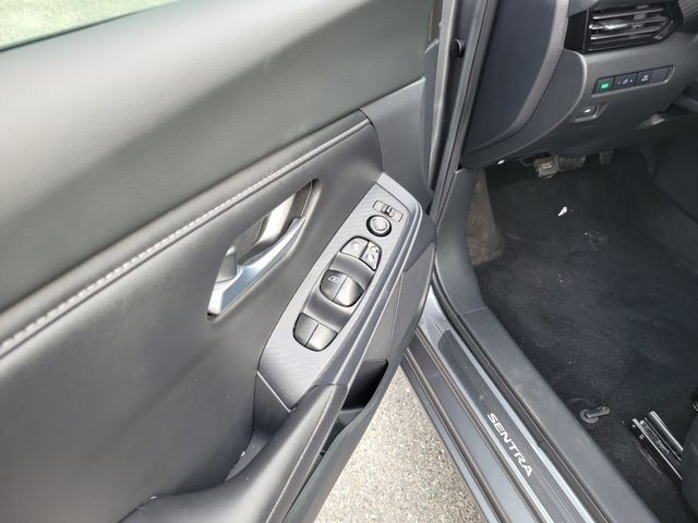 2022 Nissan Sentra - Photo 8
