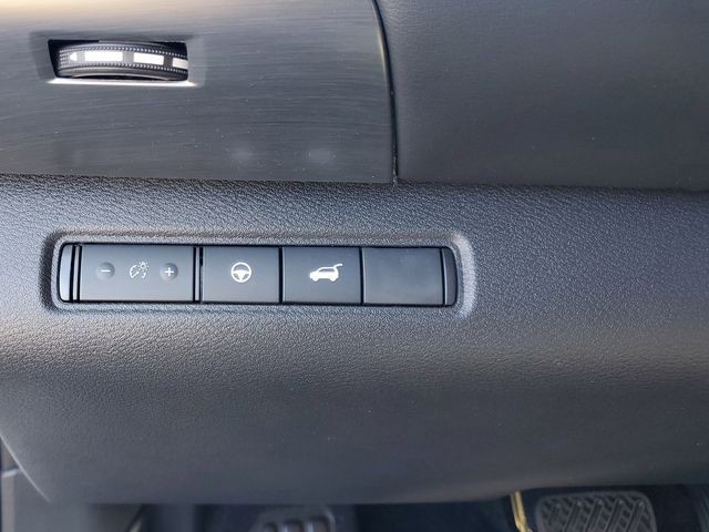 2025 Nissan Pathfinder - Photo 10