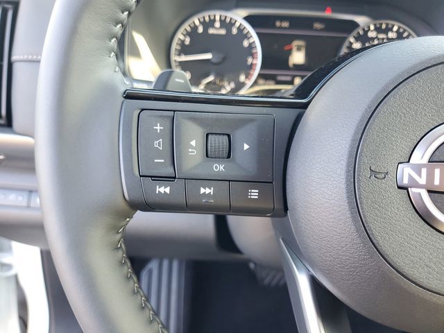 2025 Nissan Pathfinder - Photo 11
