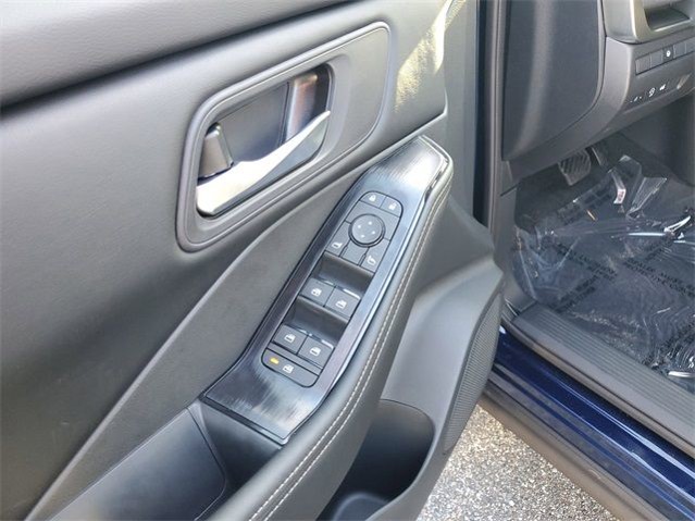 2026 Nissan Rogue - Photo 6
