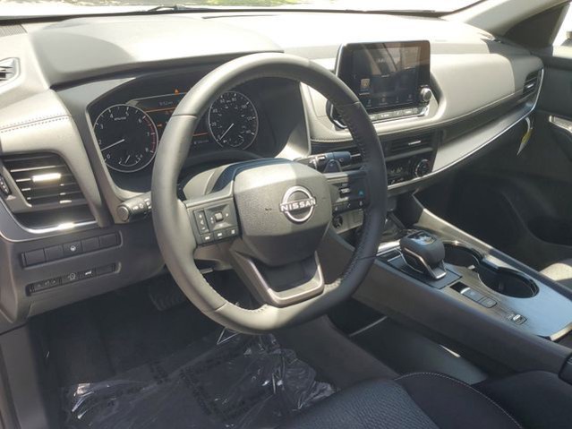 2026 Nissan Rogue - Photo 8