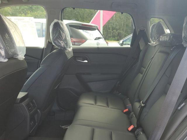 2026 Nissan Rogue - Photo 8
