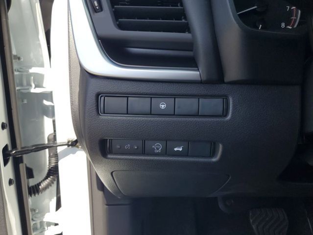 2026 Nissan Rogue - Photo 10