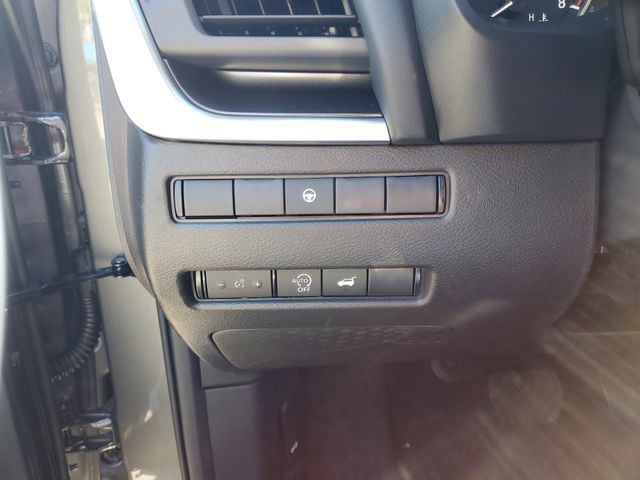 2026 Nissan Rogue - Photo 10