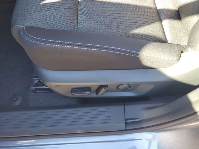 2026 Nissan Rogue - Photo 9