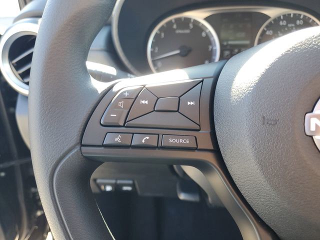 2025 Nissan Versa - Photo 11
