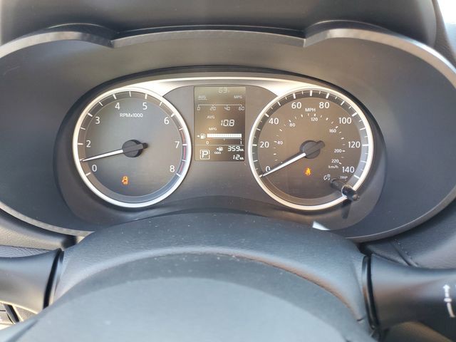 2025 Nissan Versa - Photo 14