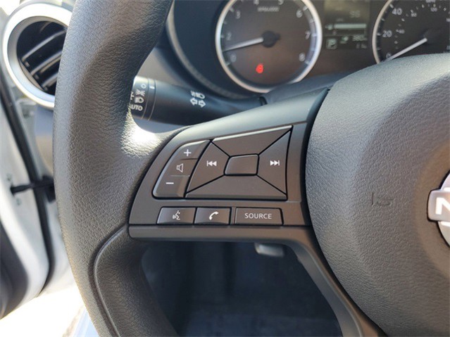 2025 Nissan Versa - Photo 13
