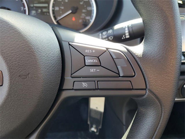 2025 Nissan Versa - Photo 14