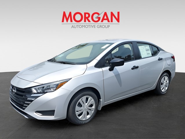 2025 Nissan Versa - Photo 2