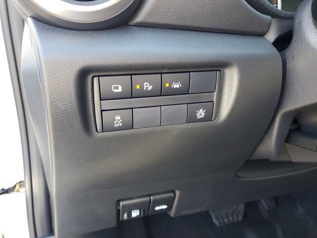 2025 Nissan Versa - Photo 10