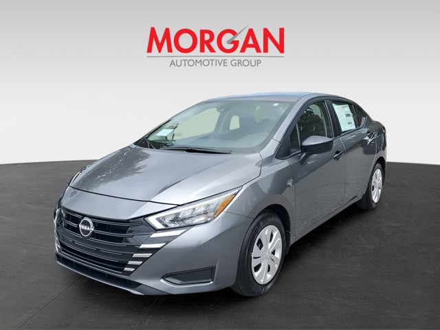 2025 Nissan Versa - Photo 2