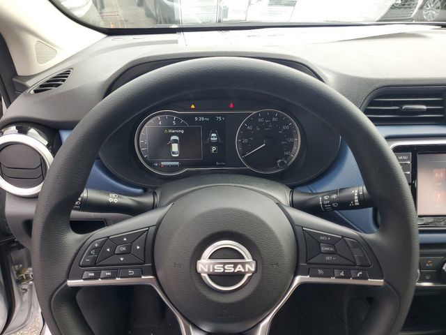 2025 Nissan Versa - Photo 13