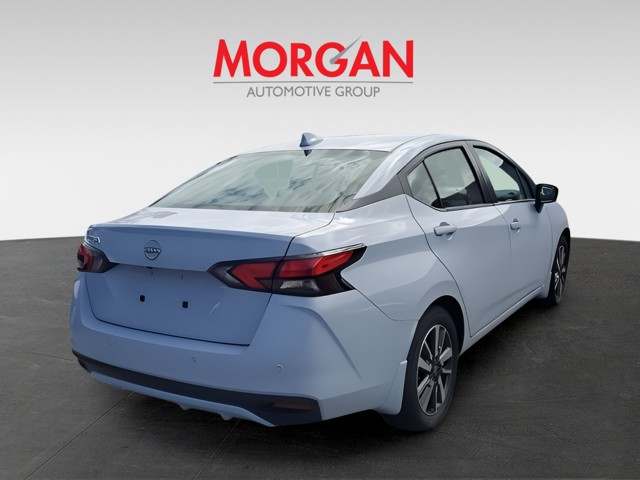 2025 Nissan Versa - Photo 3