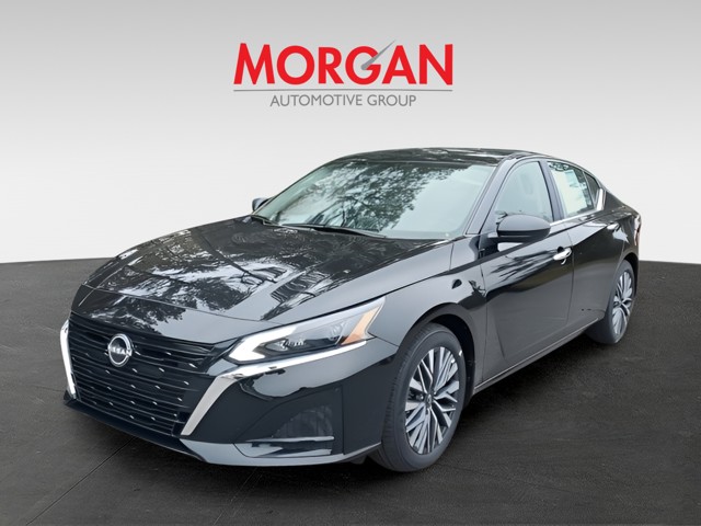 2025 Nissan Altima - Photo 2