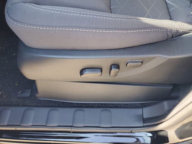 2026 Nissan Frontier - Photo 9