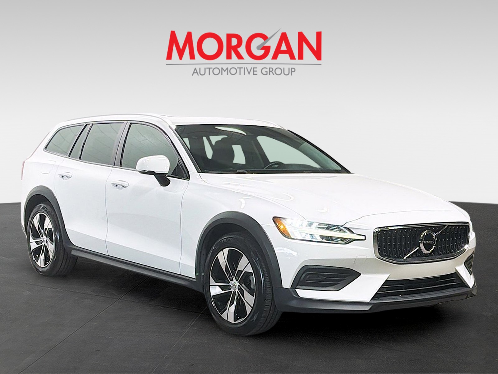 2020 Volvo V60 Cross Country - Photo 2