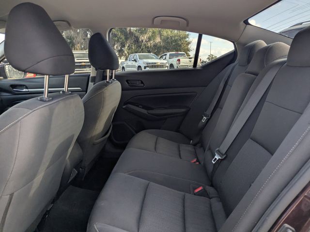 2023 Nissan Altima - Photo 13