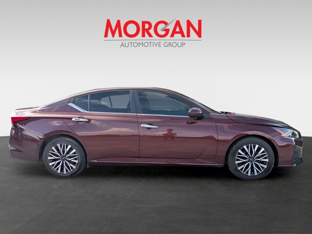 2023 Nissan Altima - Photo 8