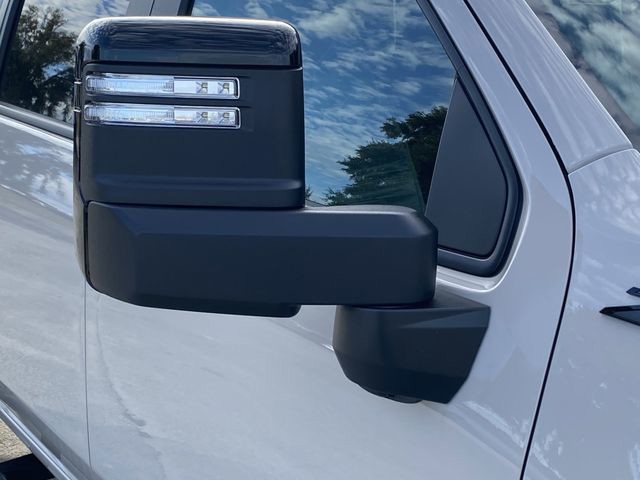 2026 Chevrolet Silverado 2500HD - Photo 14