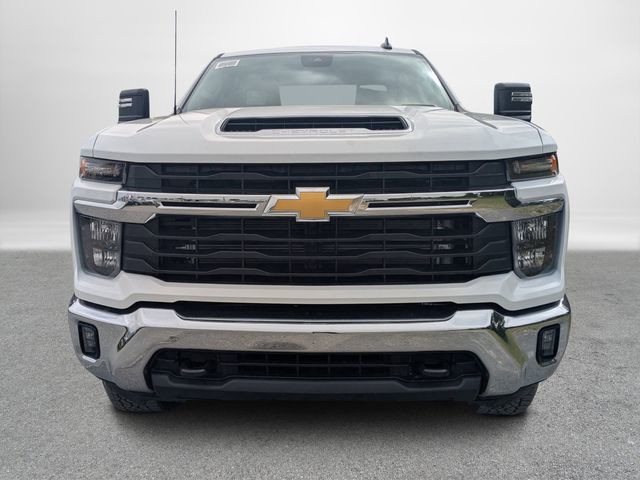 2026 Chevrolet Silverado 2500HD - Photo 4