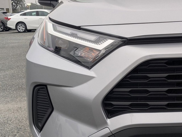 2023 Toyota RAV4 Hybrid - Photo 9