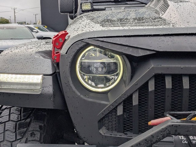 2021 Jeep Gladiator - Photo 9