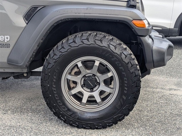 2021 Jeep Wrangler - Photo 10