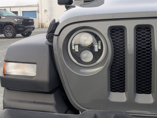 2021 Jeep Wrangler - Photo 9