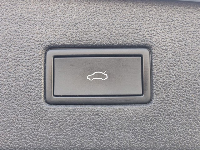 2024 Volkswagen Tiguan - Photo 12