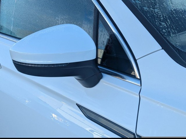 2024 Volkswagen Tiguan - Photo 9