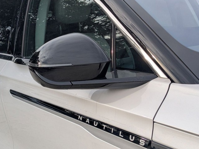 2026 Lincoln Nautilus - Photo 10