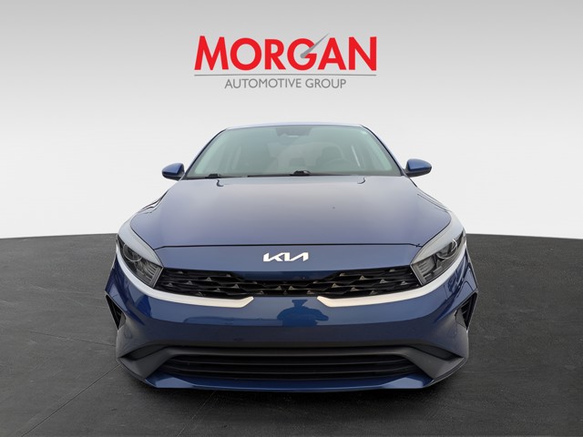 2023 Kia Forte - Photo 3