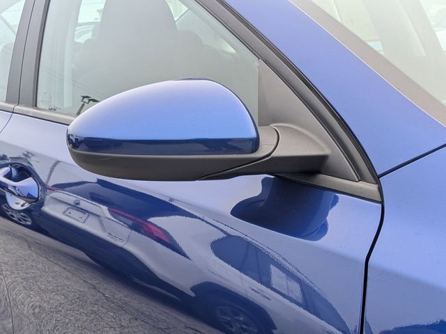 2023 Kia Forte - Photo 9