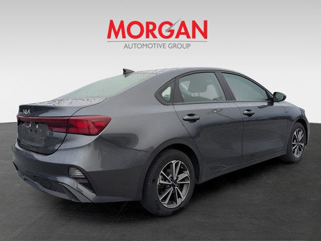 2024 Kia Forte - Photo 4