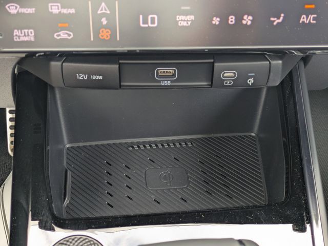 2025 Kia Niro - Photo 23