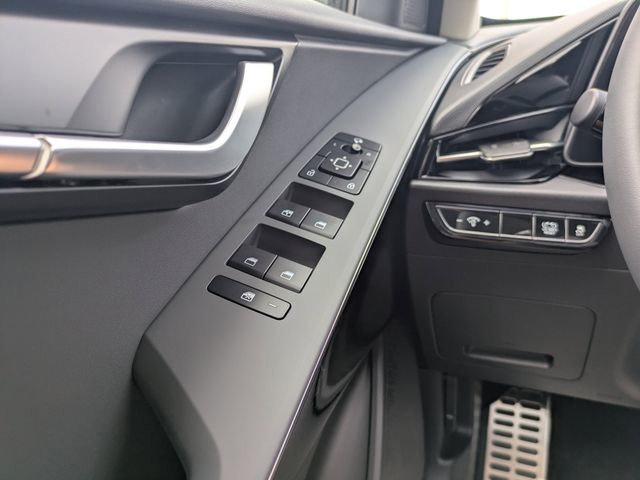 2025 Kia Niro - Photo 25