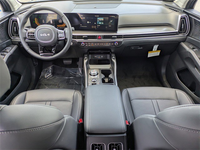 2025 Kia Sorento Hybrid - Photo 13