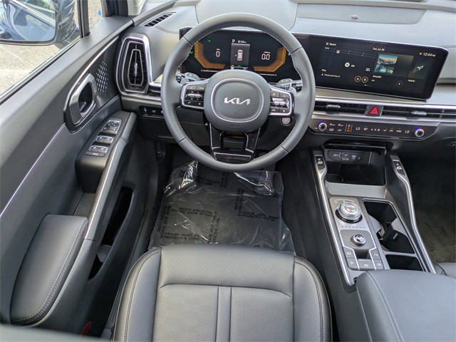 2025 Kia Sorento Hybrid - Photo 14