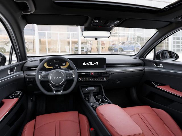 2026 Kia K5 - Photo 14
